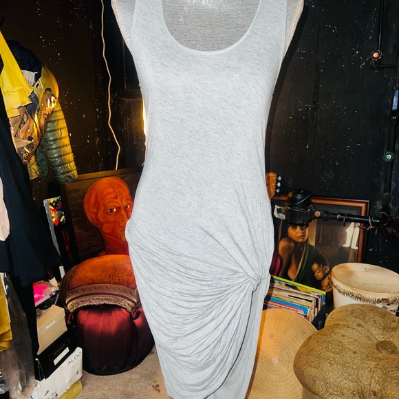 Ruched stylish jersey dress. - Picture 2 of 4